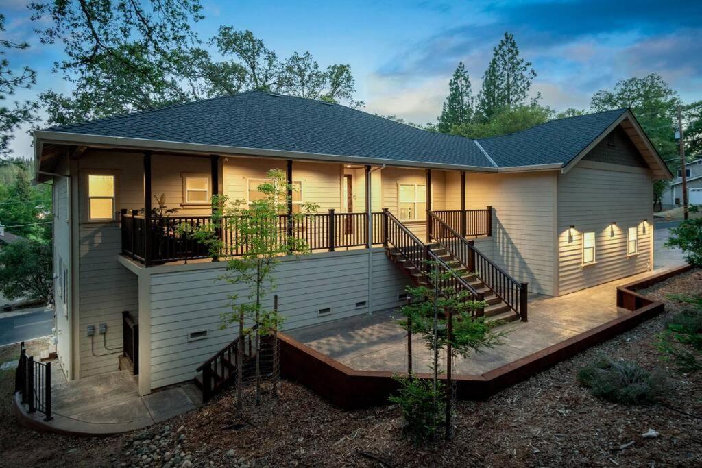 New Luxury Lake House In Pine Mountain Lake Close To Yosemite! Perfect For All Seasons! Great For Retreats, Getaways, Celebrations, And More! Groveland Exterior foto